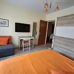Orange Апартаменты Ловран