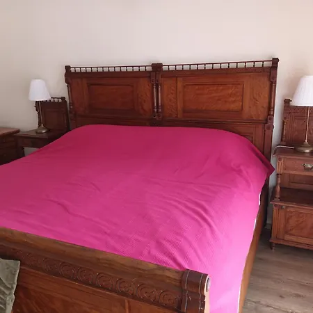 Apartment Orange