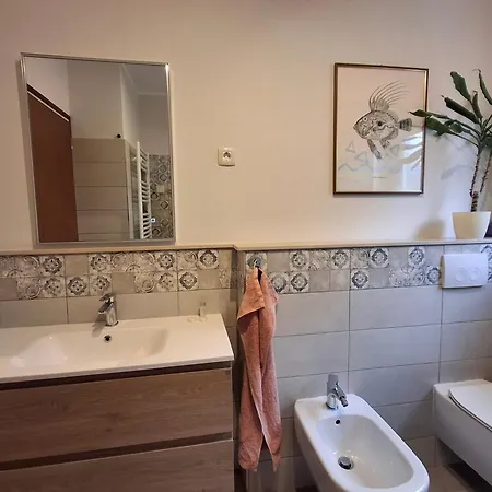 Apartment Orange